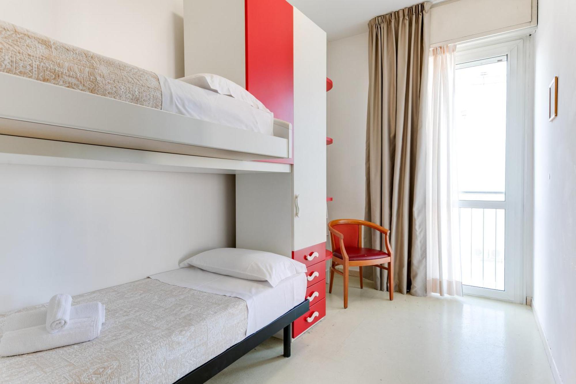 Hotel La Perla Ріміні Екстер'єр фото